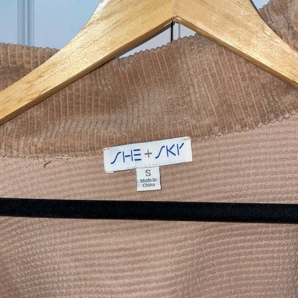 She + sky shacket. Size S - Picture 2 of 2
